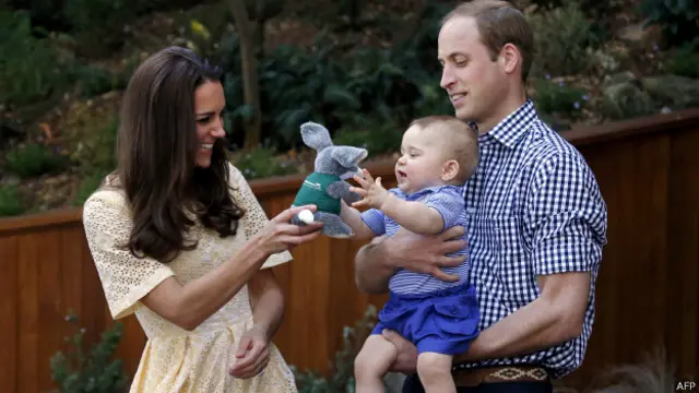 Герцог и герцогиня Кембриджские с принцем Джороджем