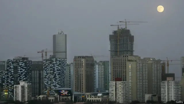 国际货币基金组织敦促中国设法减少经济对房地产的依赖。