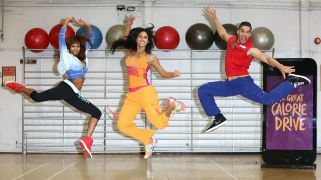 Фотосессия, посвященная инициативе "Зумба-фитнес: терять калории по-крупному". Лондон, 24 апреля, 2013 г. 