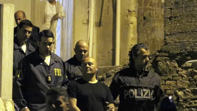 аресты в калабрии и нью-йорке