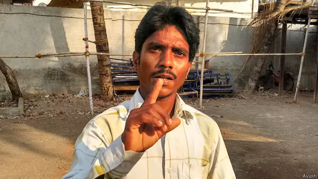 नूरुल्लाह शेख़ शरीफ़ के बेटे फ़िरोज़