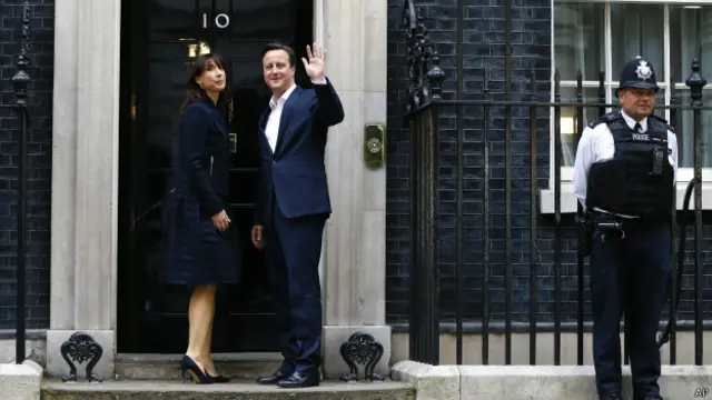 Дэвид Кэмерон с женой