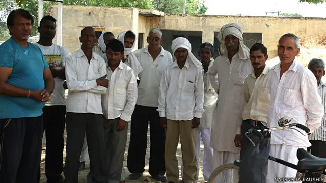 खुर्जा गांव