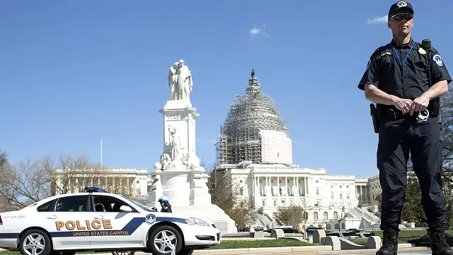 کمیٹی کے تقریباً سبھی ارکان نے پاکستان کی پالیسی پر تنقید کرتے ہوئے کہا کہ انھیں حقانی نیٹ ورک اور لشکر طیبہ سمیت تمام شدت پسند گروہوں کے خلاف كارروائي کرنی ہوگی