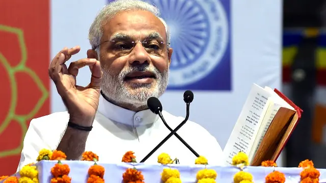 گجرات میں مودی کے 15 برس حاضے متنازع رہے ہیں۔ انھیں یہ پسند نہیں کہ کوئی ان سے چبھتے ہوئےسوالات کرے