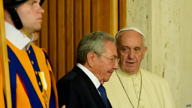 واتیکان اعلام کرده که ملاقات بین پاپ و رهبر کوبا "کاملا خصوصی" برگزار شده است