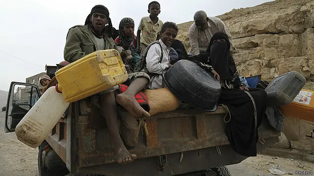 ’بہت سے عام شہری صعدہ میں پھنسے ہوئے ہیں اور ایندھن کی کمی کے باعث ان کی ٹرانسپورٹ تک رسائی مشکل ہے‘