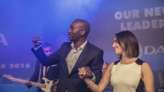 Maimane com a esposa