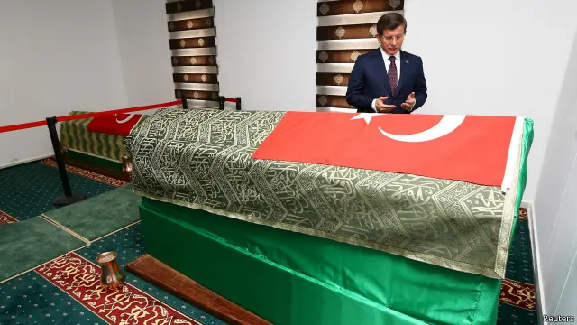 يعتبر الضريح جزءا من الأراضي التركية بموجب اتفاقية بين تركيا وفرنسا خلال عهد الانتداب الفرنسي على سوريا.