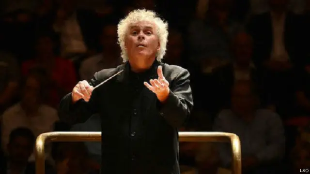 القائد الحالي لفرقة أوركسترا برلين "فيلهارمونيك" سيمون راتل سينضم إلى أوركسترا لندن السيمفونية لقيادتها بعد 2018