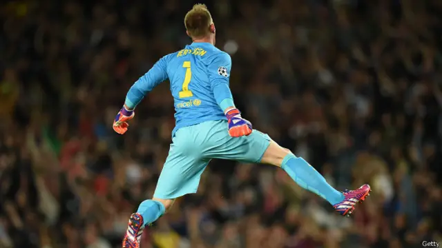 Marc-André ter Stegen, de 23 años, es la apuesta a futuro del Barcelona.