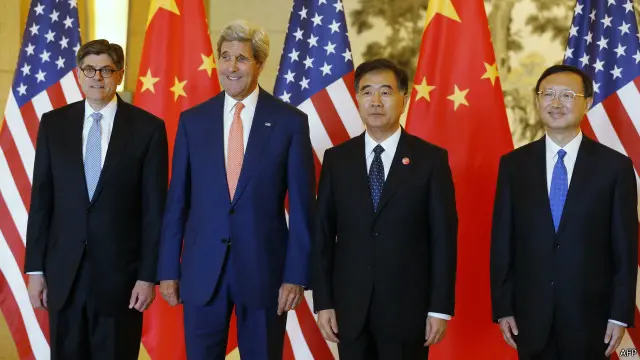 图为美中官员在北京出席第六轮对话，资料照片。