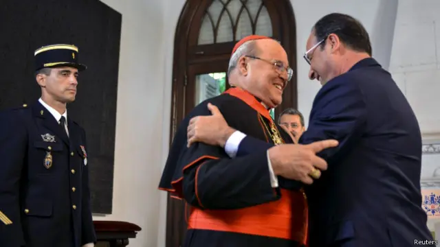 Hồng y Jaime Ortega đã được trao Huân chương Bắc đẩu Bội tinh