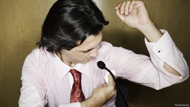 Вспотел во время собеседования