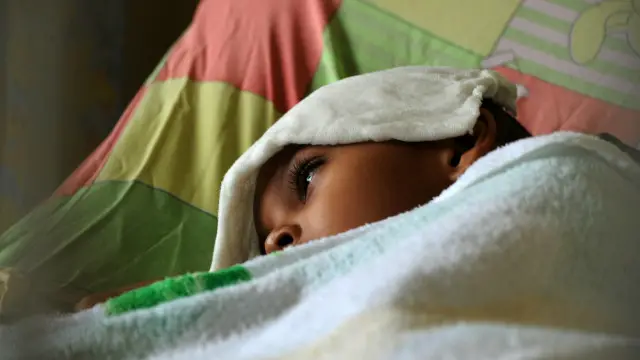 Una niña enferma