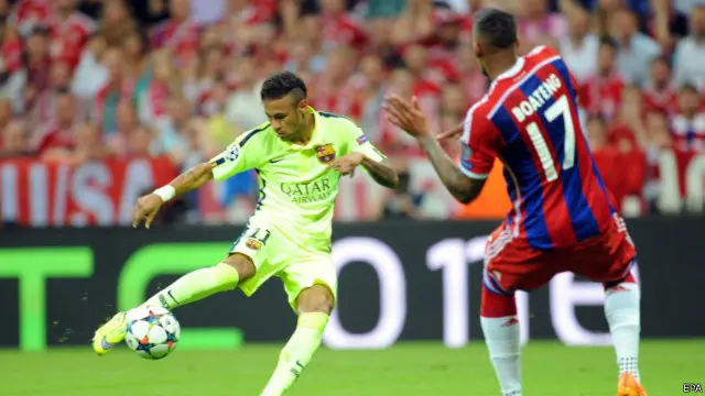 نیمار نے 29 ویں منٹ میں ایک اور گول کر کے بارسلونا کو برتری دلوا دی جو پہلے ہاف کے اختتام تک قائم رہی