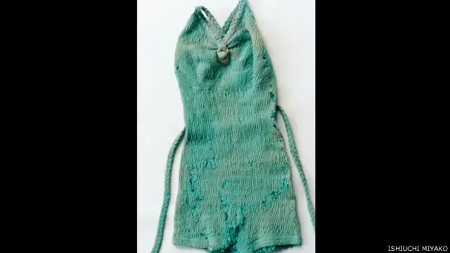 Frida por Ishiuchi #84, 2012-2015 - traje de baño verde