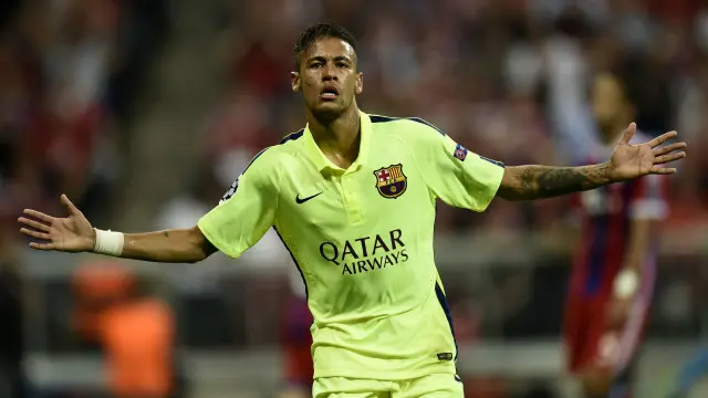 تفتیش کاروں کا الزام ہے کہ بارسلونا نے نیمار کے لیے آٹھ کروڑ 30 لاکھ یورو ادا کیے لیکن اعلان صرف پانچ کروڑ 71 لاکھ یوور کا کیا