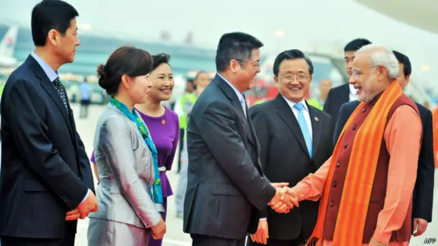 印度总理莫迪抵达西安