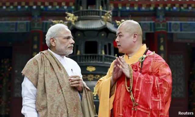 नरेंद्र मोदी