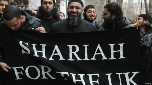 امریکہ اور بی بی سی کی تحقیقات کے مطابق انجم چوہدری کا اثر و رسوخ پورے یورپ میں پھیلا ہوا ہے