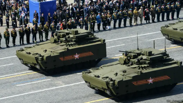 Специалисты сходятся во мнении, что "Курганец-25" не имеет аналогов в мире, но сомневаются, что России удастся быстро наладить его серийное производство