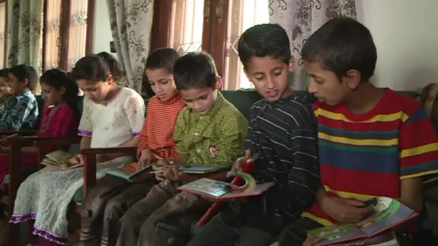 ادارے کی سربراہ شمیم بیگ کہتی ہیں کہ زلزلے میں اپنے والدین سے محروم ہونے والے بچے دوسرے یتیم بچوں سے بہت مختلف ہیں