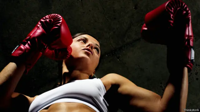 El boxeo es un entrenamiento que demanda mucho esfuerzo para las personas.