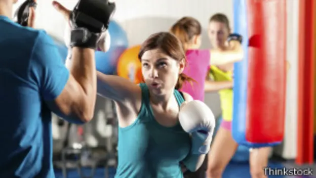 Son muchos los gimnasios que basan sus métodos en los ejercicios dirigidos a la práctica del boxeo.