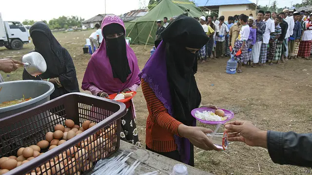 أقامت السلطات الإندونيسية ملجأ مؤقتا لبعض المهاجرين