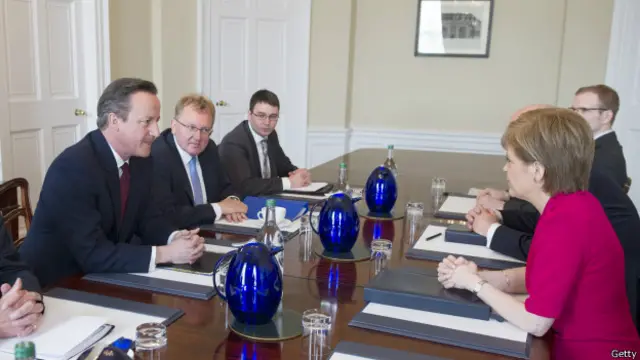 Кэмерон и Стерджен в Эдинбурге