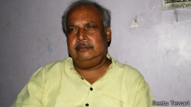 शांति निकेतन के प्रिंसिपल अवनिश्वनर सिंह