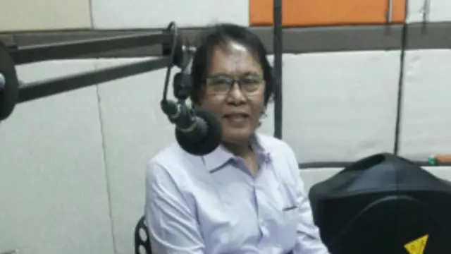 စာရေး ဆရာ ချစ်ဦးညို ပင်တိုင် ပါဝင် ဆွေးနွေး ထားပါတယ်