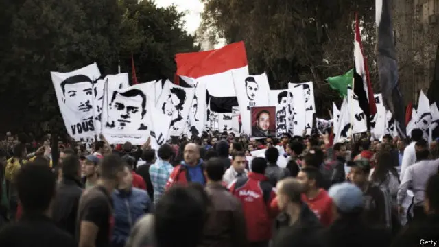 روابط الألتراس تبنت مطالب سياسية مثل القصاص لشهداء الثورة