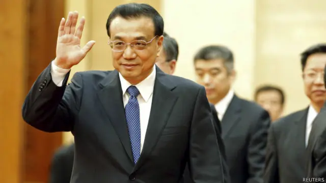 Primer ministro chino, Li Keqiang, gesticula antes de un encuentro oficial en Perú.
