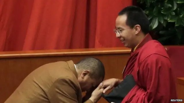 Ban Thiền Lạt Ma do chính quyền Trung Quốc dựng nên là một thứ "đồ dỏm" và "không thể chấp nhận", theo giới chỉ trích.