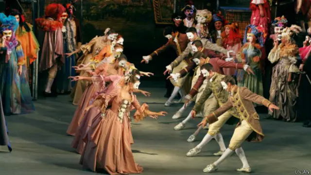 Львівський оперний