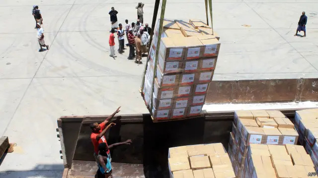 مبصرین کے مطابق جنگ بندی کے دوران رضاکاروں کو متاثرین تک ضروری اشیا پہنچانے کی اجازت رہی