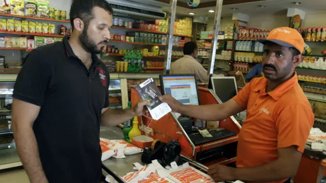 ایک طویل عرصے بعد پاکستان میں بین الاقوامی کرکٹ کے میچ دوبارہ شروع ہونے کی وجہ سے شائقین میں بڑی دلچسپی پائی جاتی ہے۔