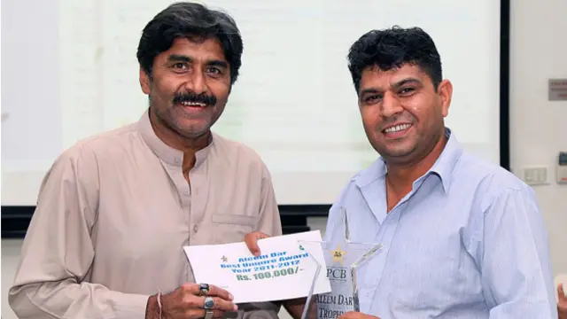 میں اس وقت آئی سی سی کے انٹرنیشنل امپائرز میں شامل ہوں اور میری کوشش ہے کہ میری امپائرنگ میں بہتری آتی رہے