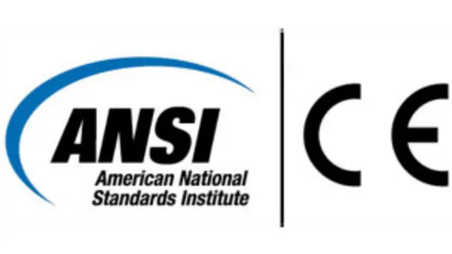 لوگوی استاندارد اتحادیه اروپا (راست) و آمریکا (چپ)