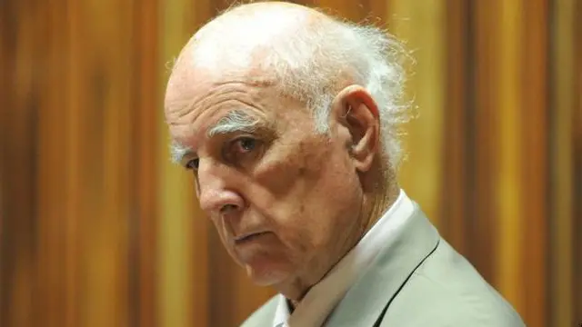 جج نے ہیوٹ کو اپنے جرم پر افسوس کا اظہار نہ کرنے کے لیے تنقیدکا نشانہ بنایا