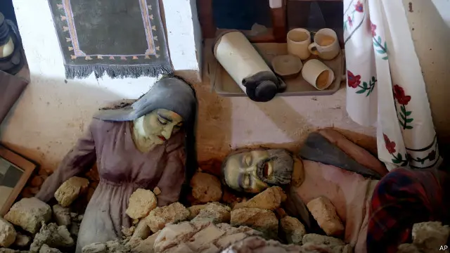 سلطات المتحف تقول إنها تريد الحفاظ على صورة ترويع الحرب لتتعلم الأجيال المقبلة من ماضي البلاد المؤلم.