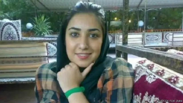 أثينا فرقداني تواجه تهما بالترويج للدعاية المعادية وإهانة المرشد الأعلى لإيران