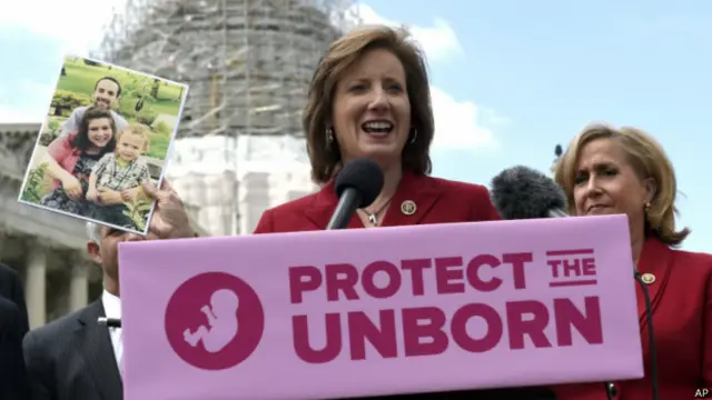 Многие республиканские политики выступают против абортов
