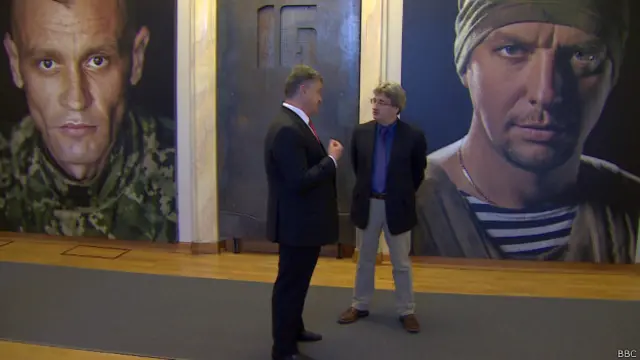 Петро Порошенко та коресподент ВВС Фергал Кін