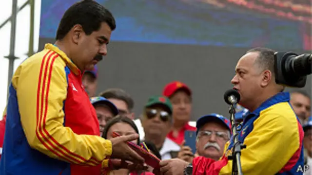 diosdado cabello y nicolas maduro