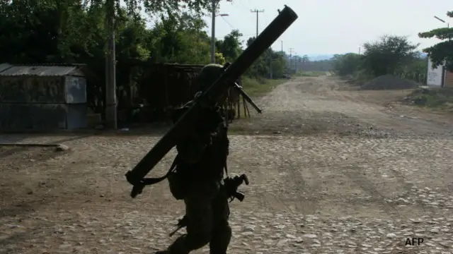Militares vigilan el sur de Jalisco en busca de El Mencho. Foto: AFP/Getty