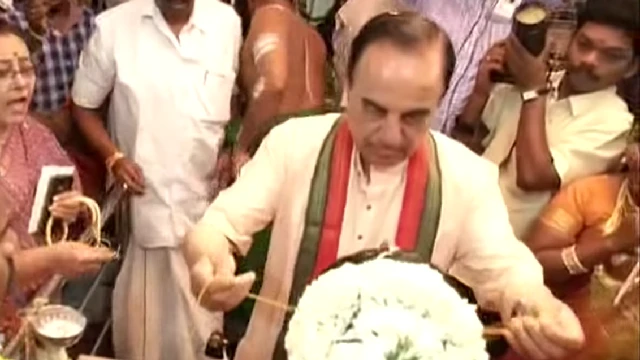 சுப்ரமணியன் சுவாமியின் இந்த வீடியோ, சமூக வலைதளங்களில் பெரும் பரபரப்பை ஏற்படுத்தியுள்ளது.