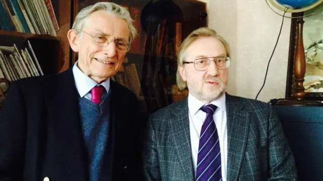 Norman Fowler (izquierda) y Vadim Pokrovsky (derecha) coinciden en que las políticas de Rusia han fracasado a la hora de frenar la propagación del virus.